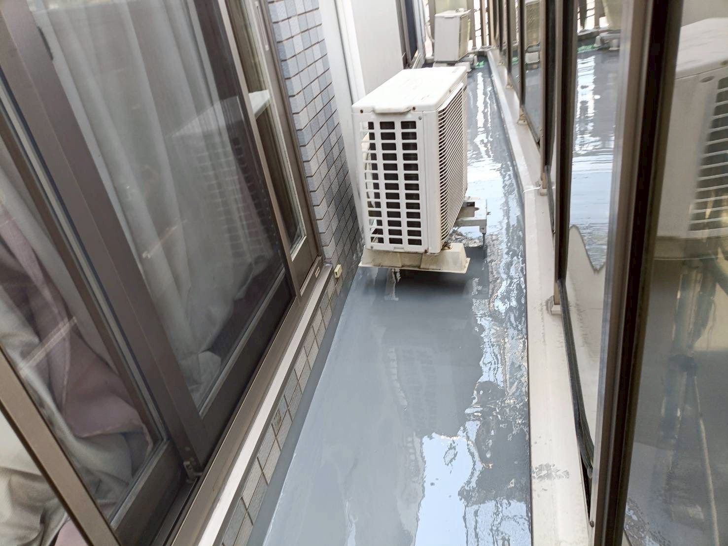 ウレタン防水で艶が生まれたベランダ床